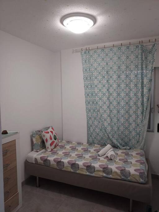 Apartament Con Piscina En *